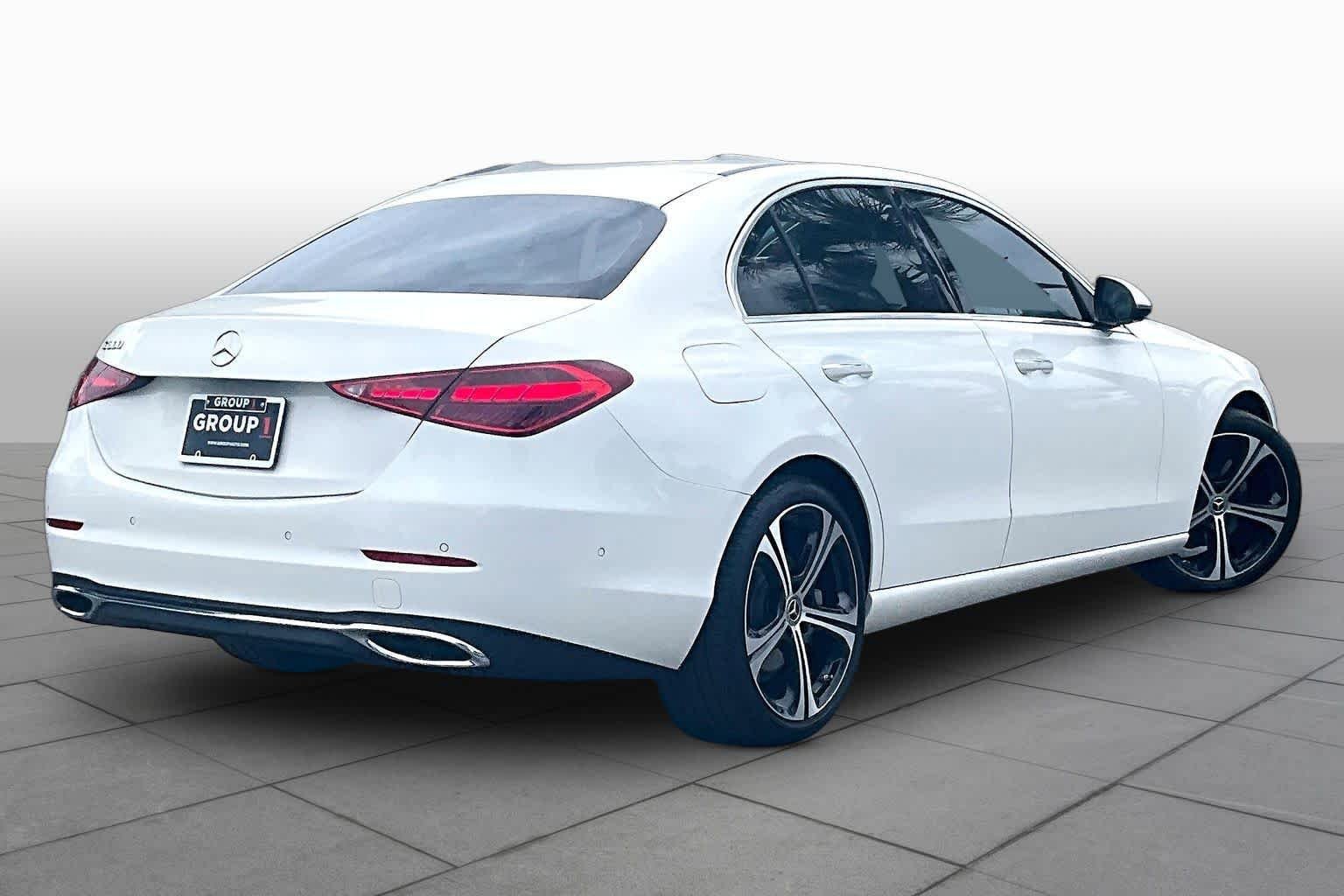 Used 2024 Mercedes-Benz C 300 Sedan image 13