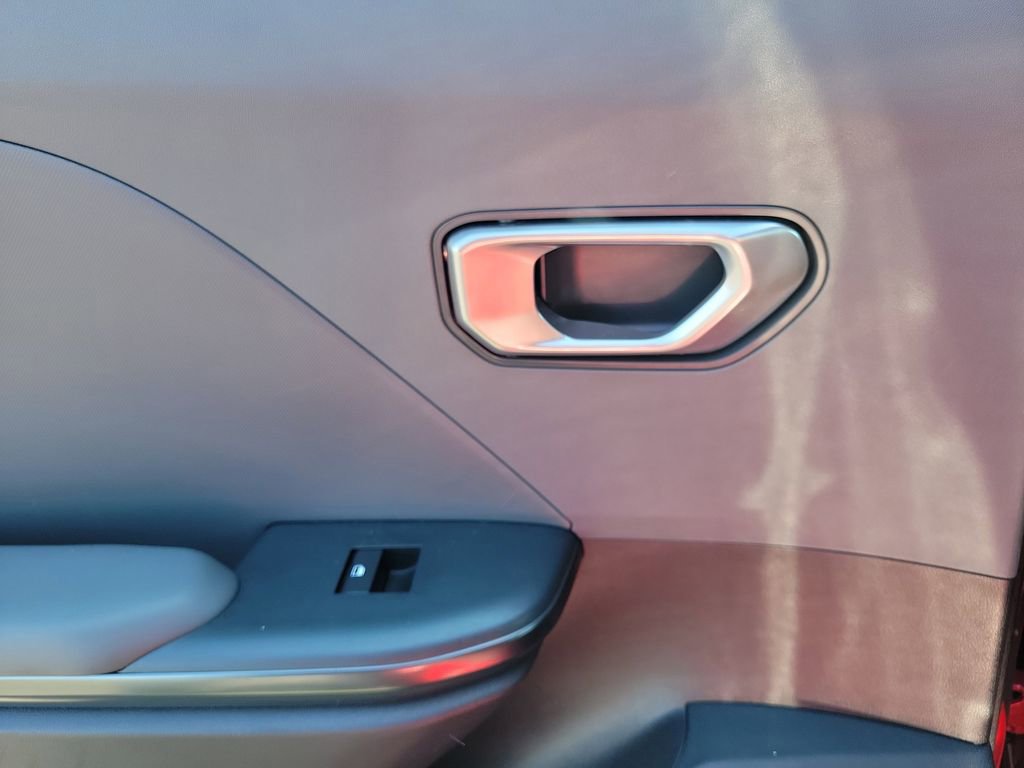 Used 2025 Kia K4 FWD image 15