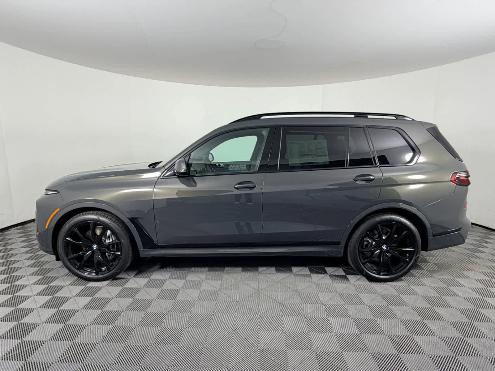 New 2026 BMW X7 xDrive40i w/ M Sport Package image 7