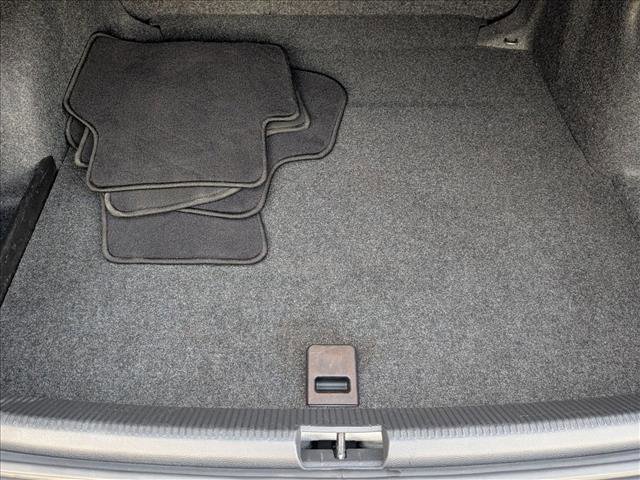 Used 2016 Volkswagen Passat 1.8T SE image 6