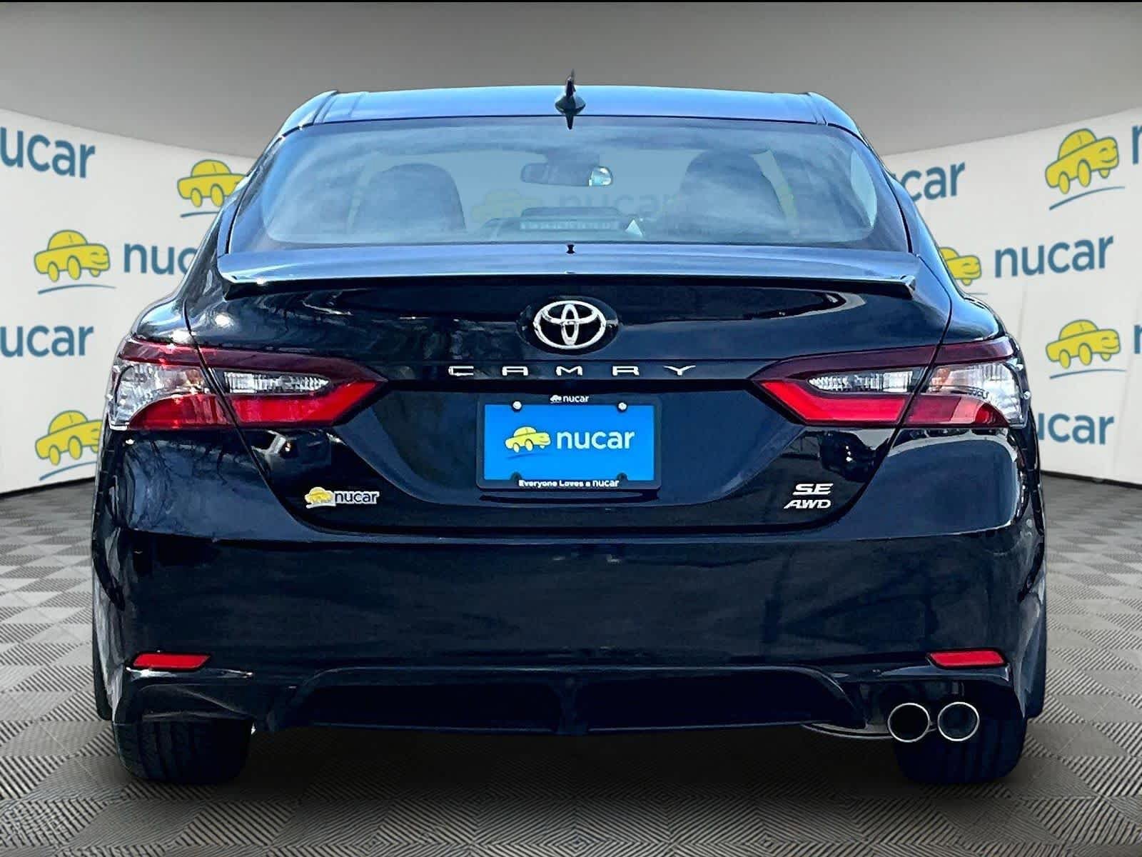 Used 2022 Toyota Camry SE AWD/4WD image 5