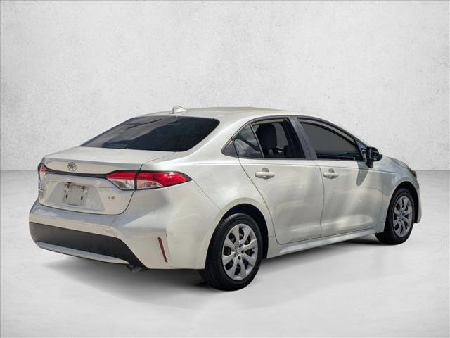 Used 2021 Toyota Corolla LE image 5