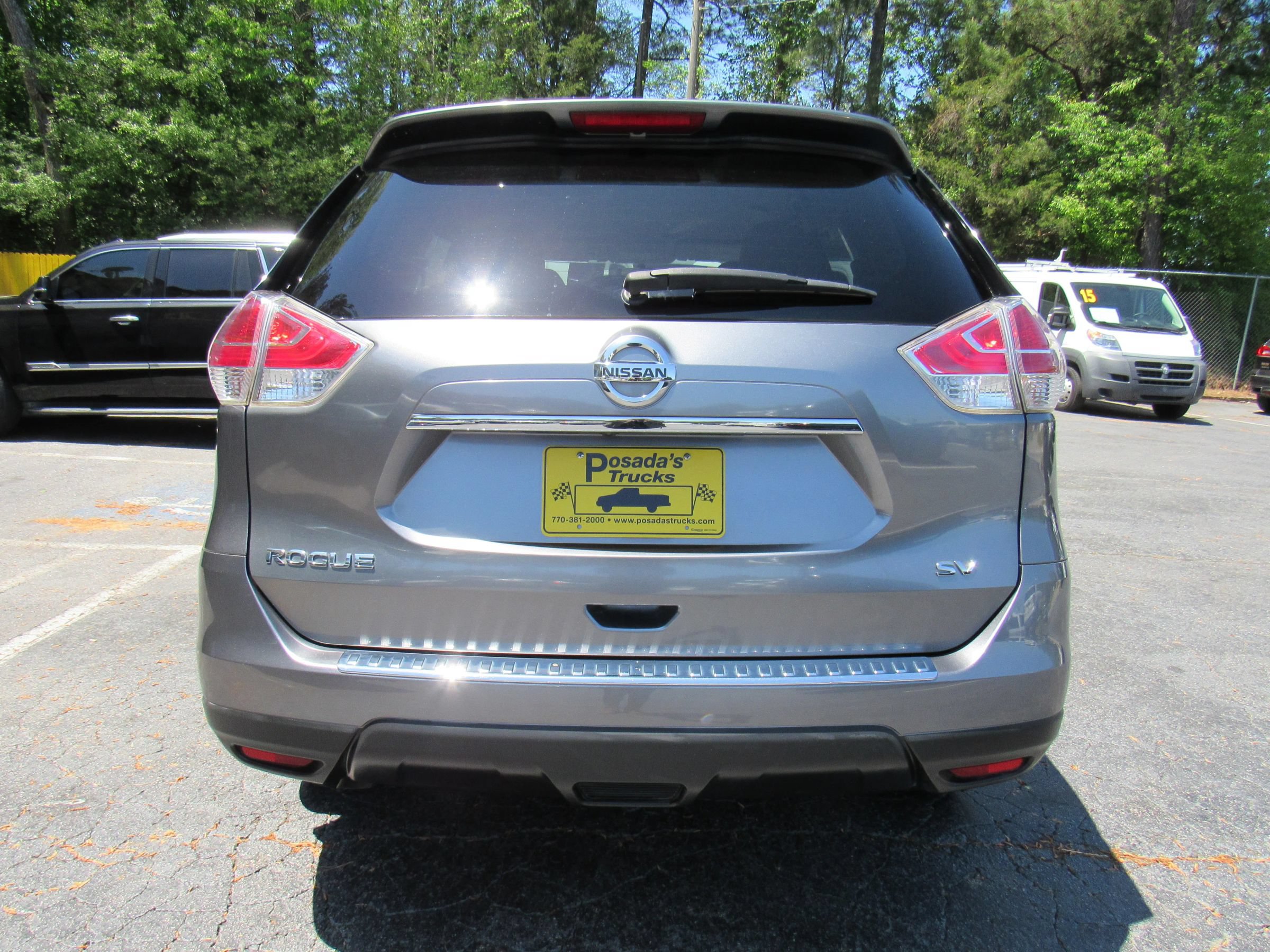 Used 2016 Nissan Rogue SV FWD image 6