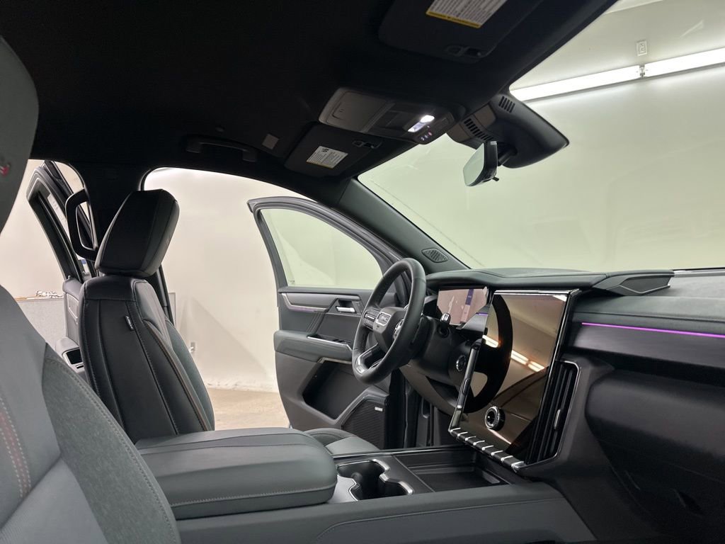 New 2026 GMC Acadia AT4 w/ Luxury Package AWD/4WD image 18