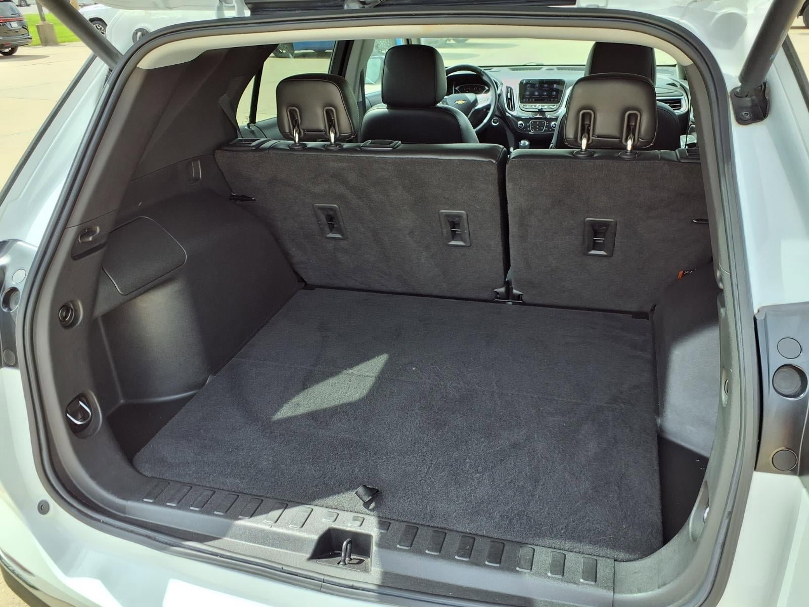 Used 2020 Chevrolet Equinox Premier image 32