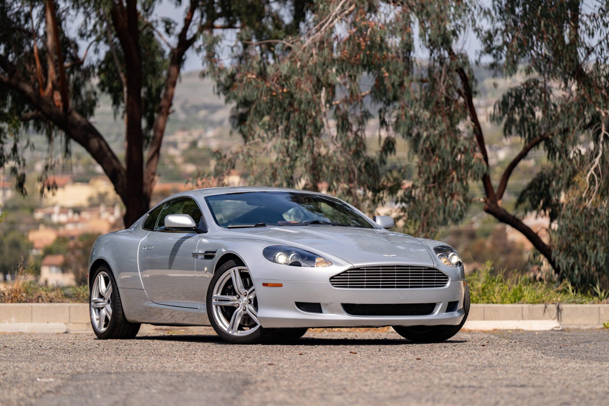 Used 2007 Aston Martin DB9 Coupe image 1