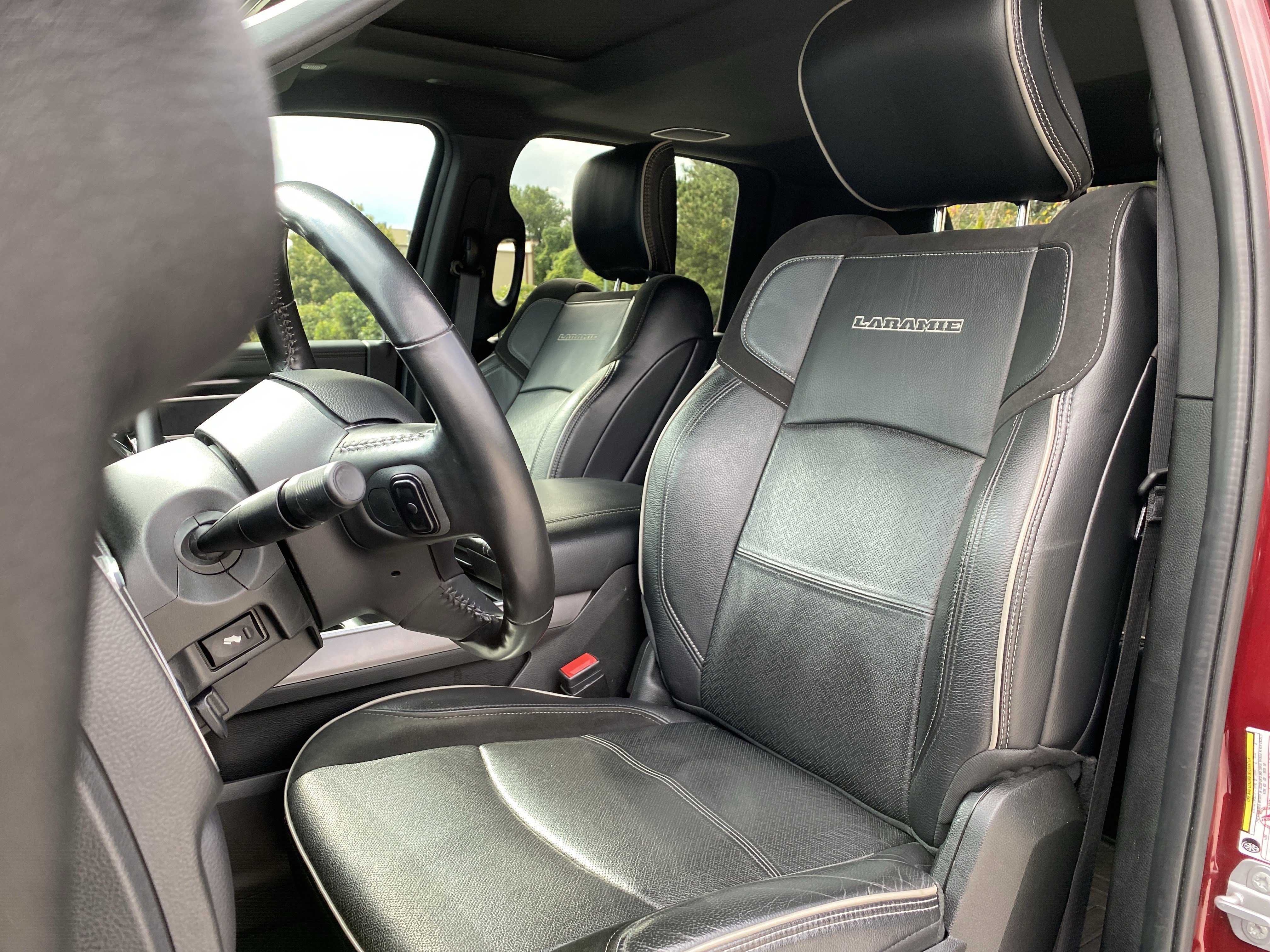 Used 2021 RAM 3500 Laramie image 7