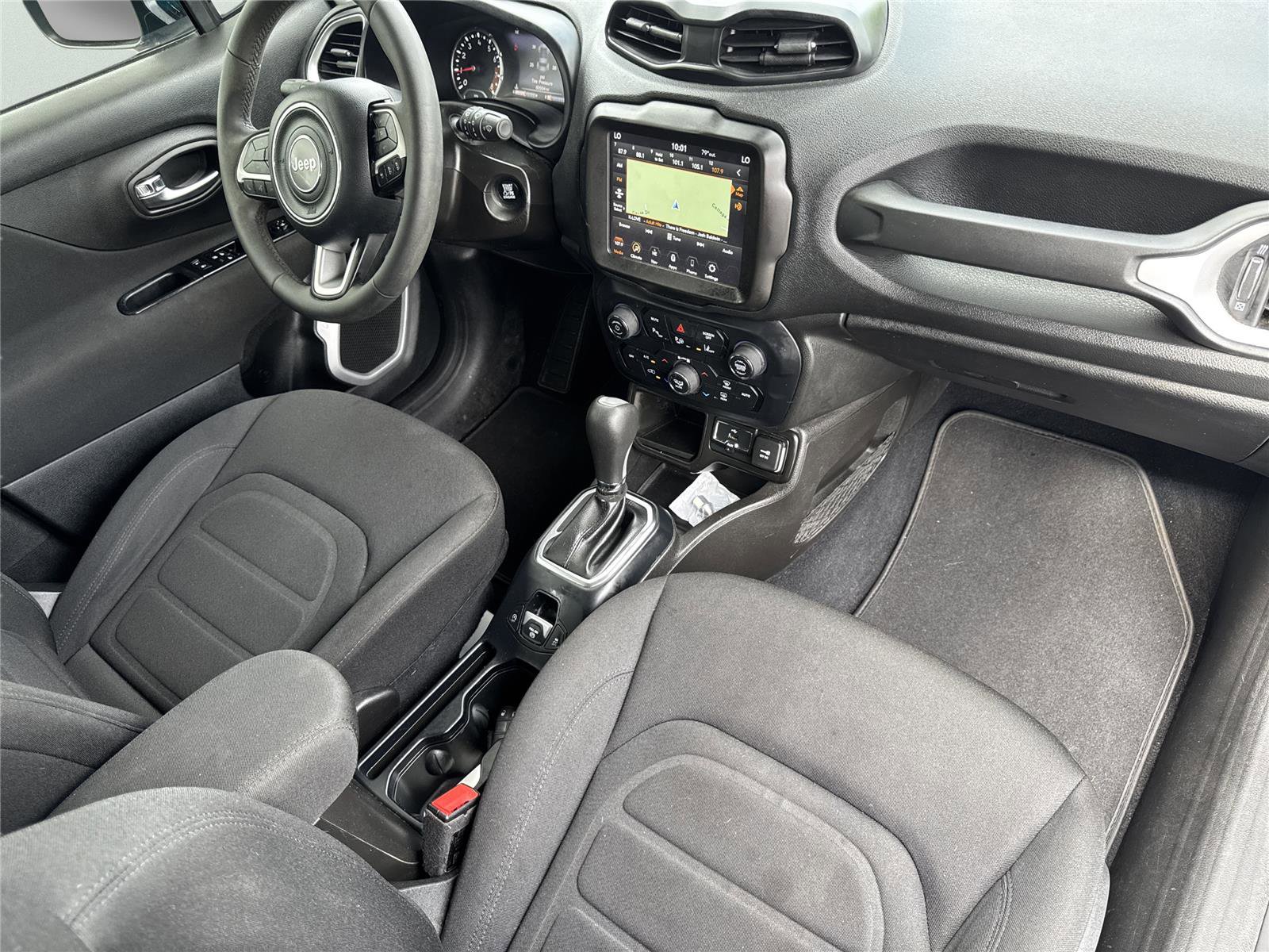 Used 2021 Jeep Renegade Latitude w/ Luxury Group I image 36