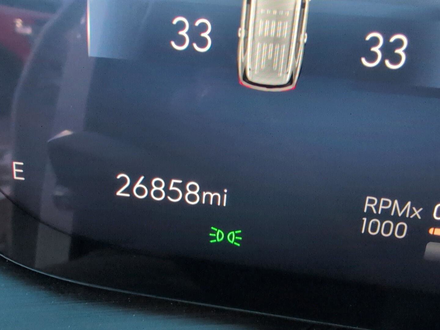 Used 2025 Buick Envision Preferred image 25