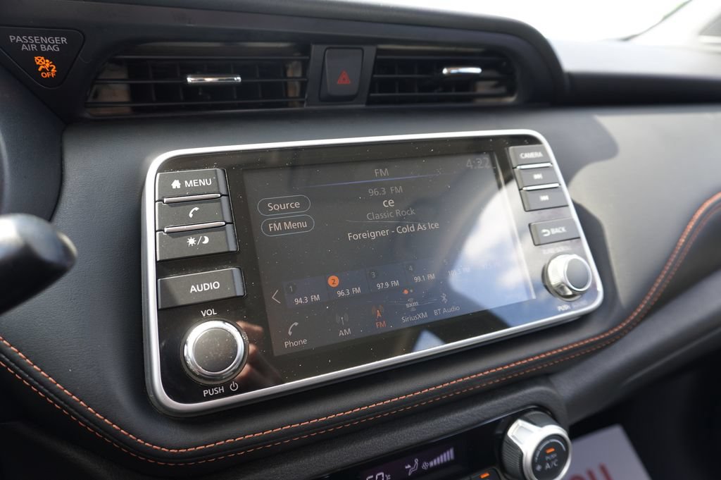 Used 2020 Nissan Kicks SR FWD image 16