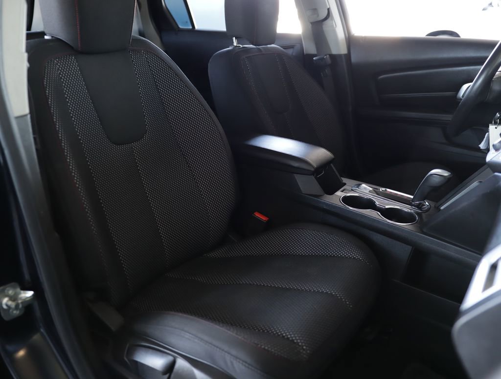 Used 2015 GMC Terrain SLE FWD image 28
