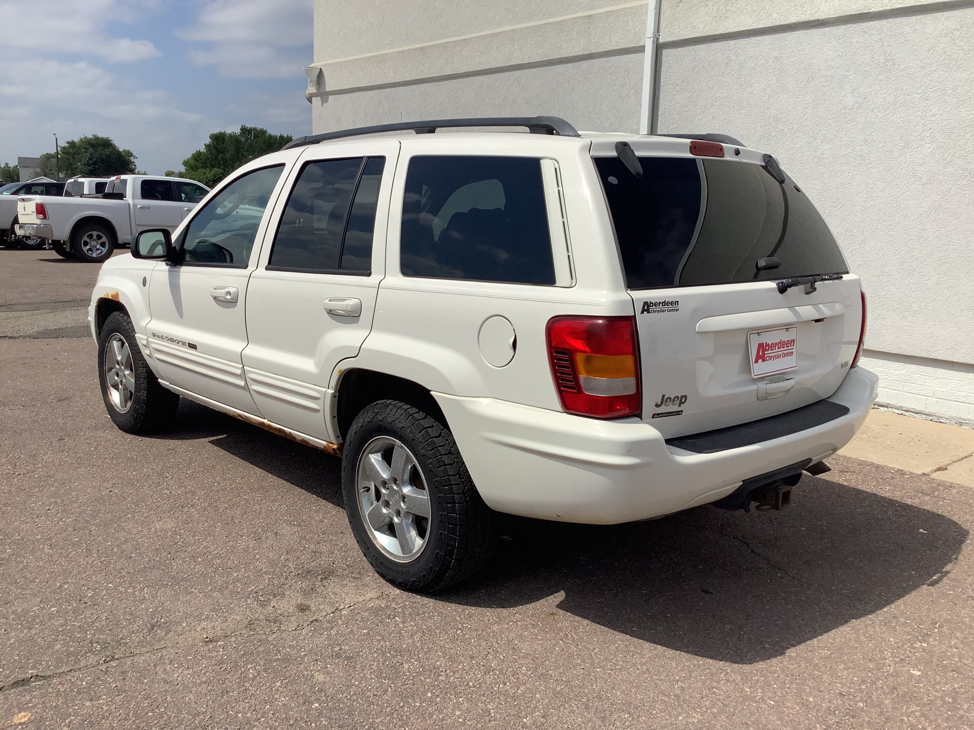 Used 2004 Jeep Grand Cherokee Limited w/ Trailer Tow Group IV AWD/4WD image 7
