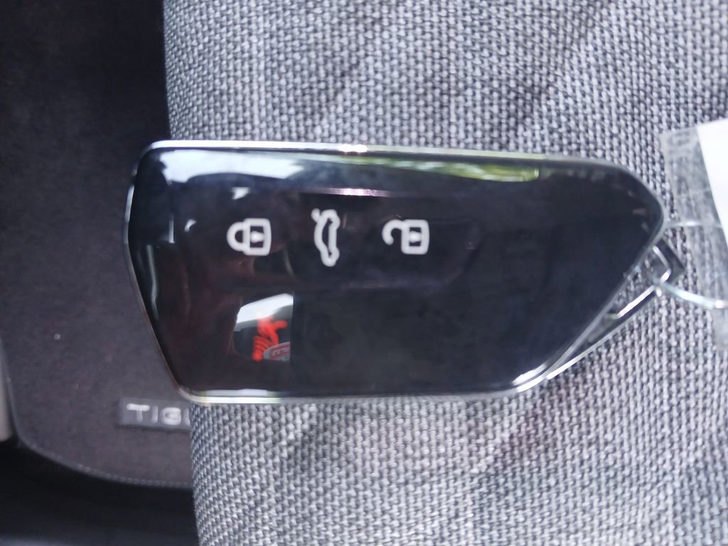 New 2025 Volkswagen Tiguan S image 27