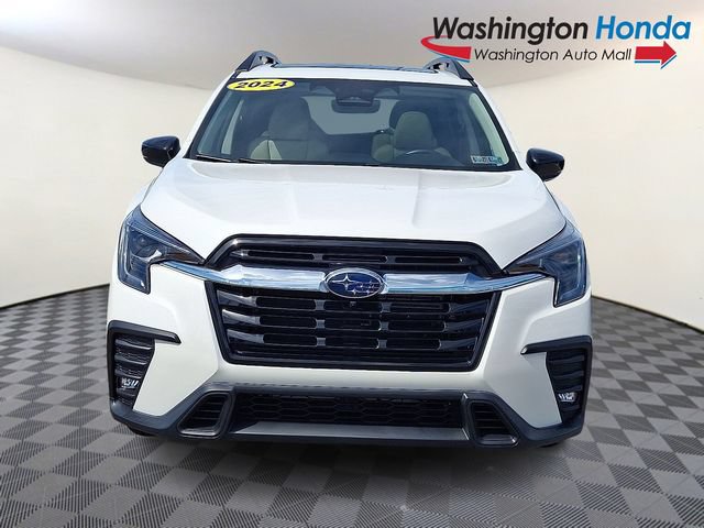 Used 2024 Subaru Ascent Limited w/ Technology Package AWD/4WD image 2