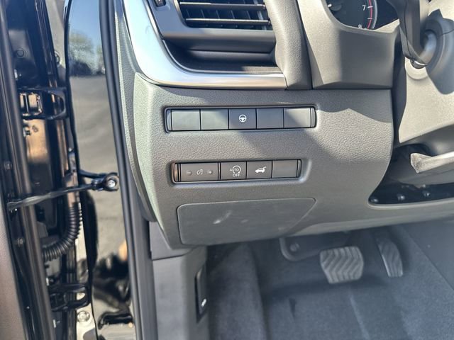 New 2026 Nissan Rogue SV w/ SV Premium Package image 18