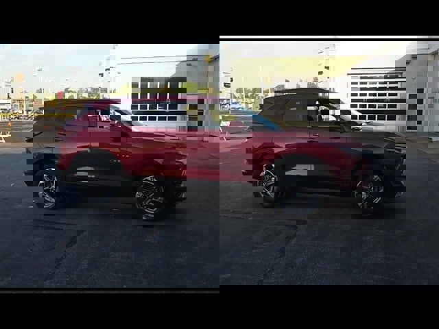 Certified 2023 Chevrolet Blazer LT w/ Convenience Package image 2