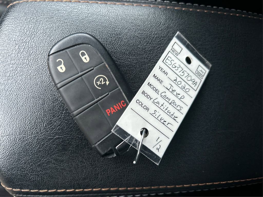 Used 2020 Jeep Compass Latitude w/ Cold Weather Group image 33