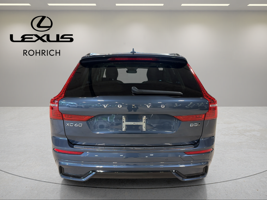 Used 2023 Volvo XC60 B5 Plus w/ Climate Package AWD/4WD image 5