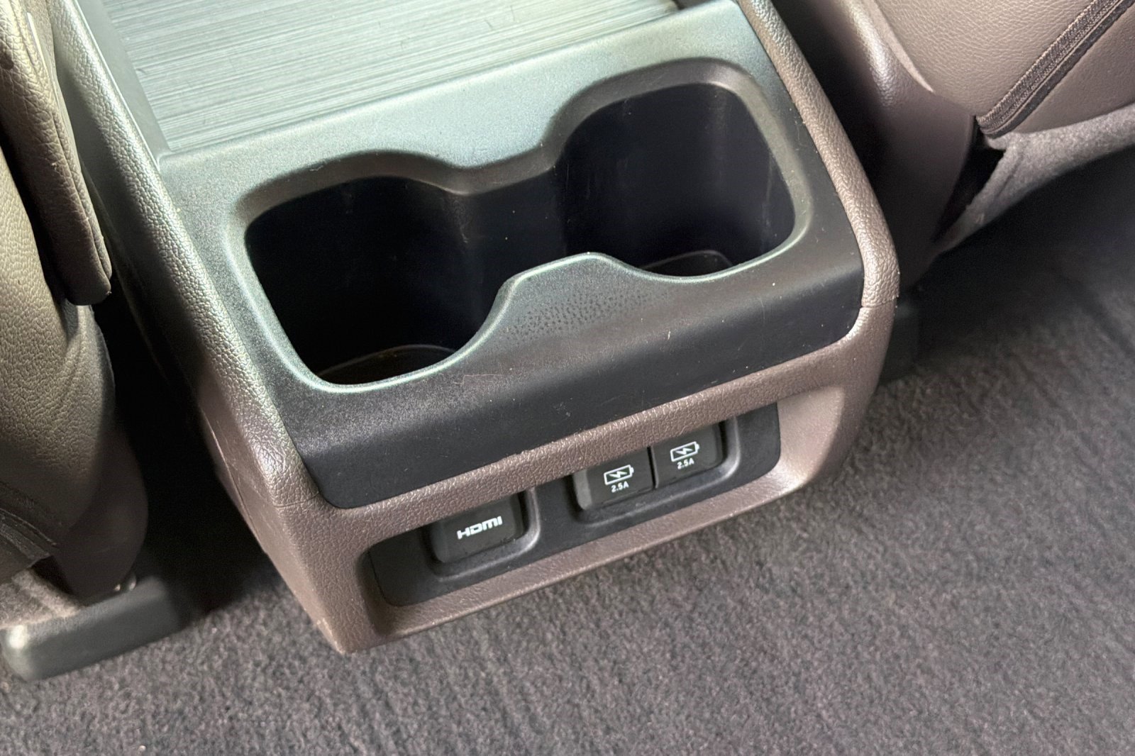 Used 2019 Honda Odyssey Elite image 16