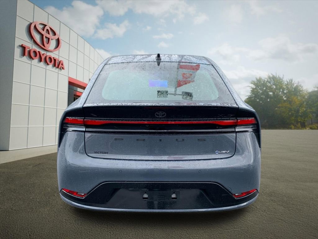 New 2026 Toyota Prius XLE image 4