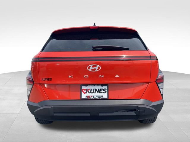 Used 2024 Hyundai Kona SEL image 8