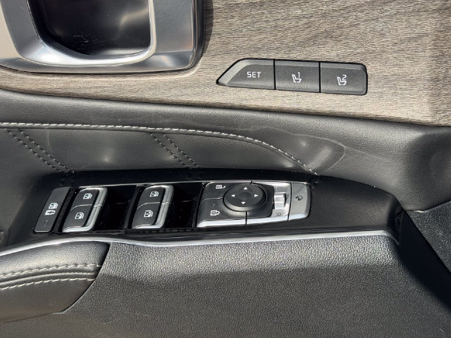 Used 2023 Kia Sorento SX Prestige AWD/4WD image 34