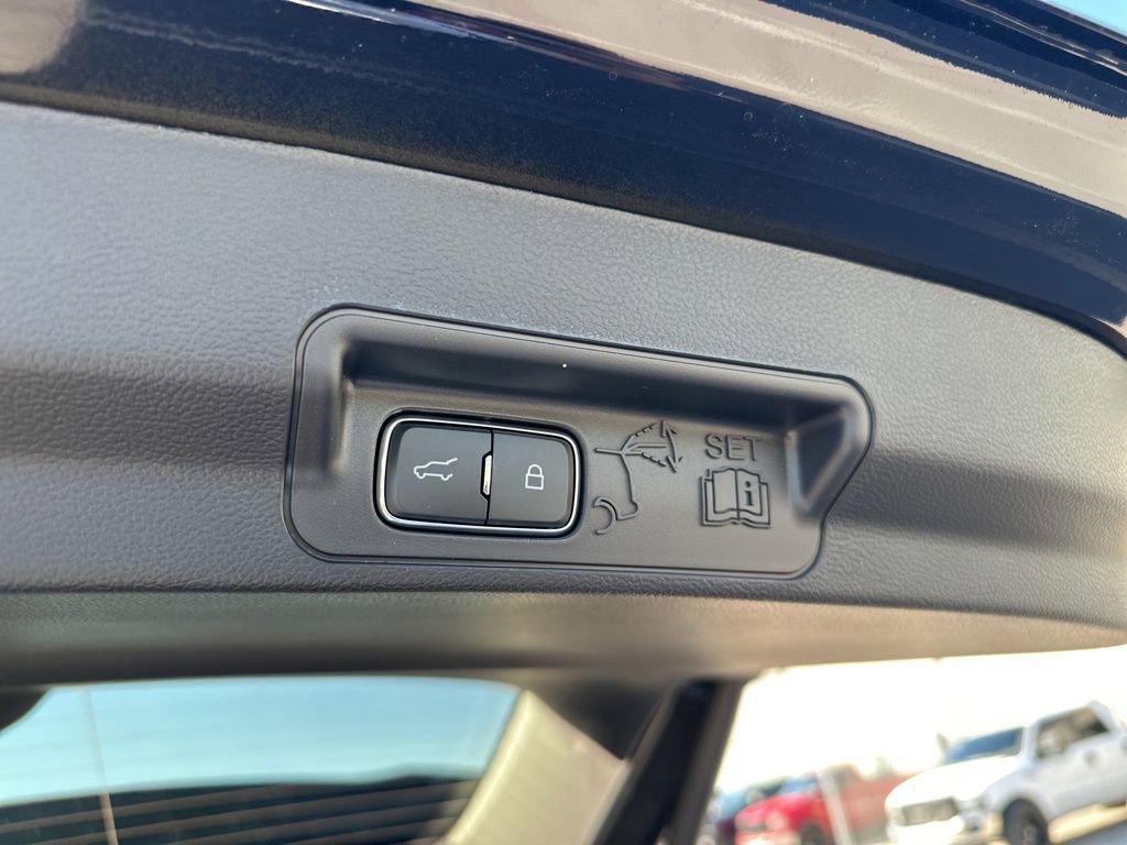 New 2026 Ford Explorer Active image 40