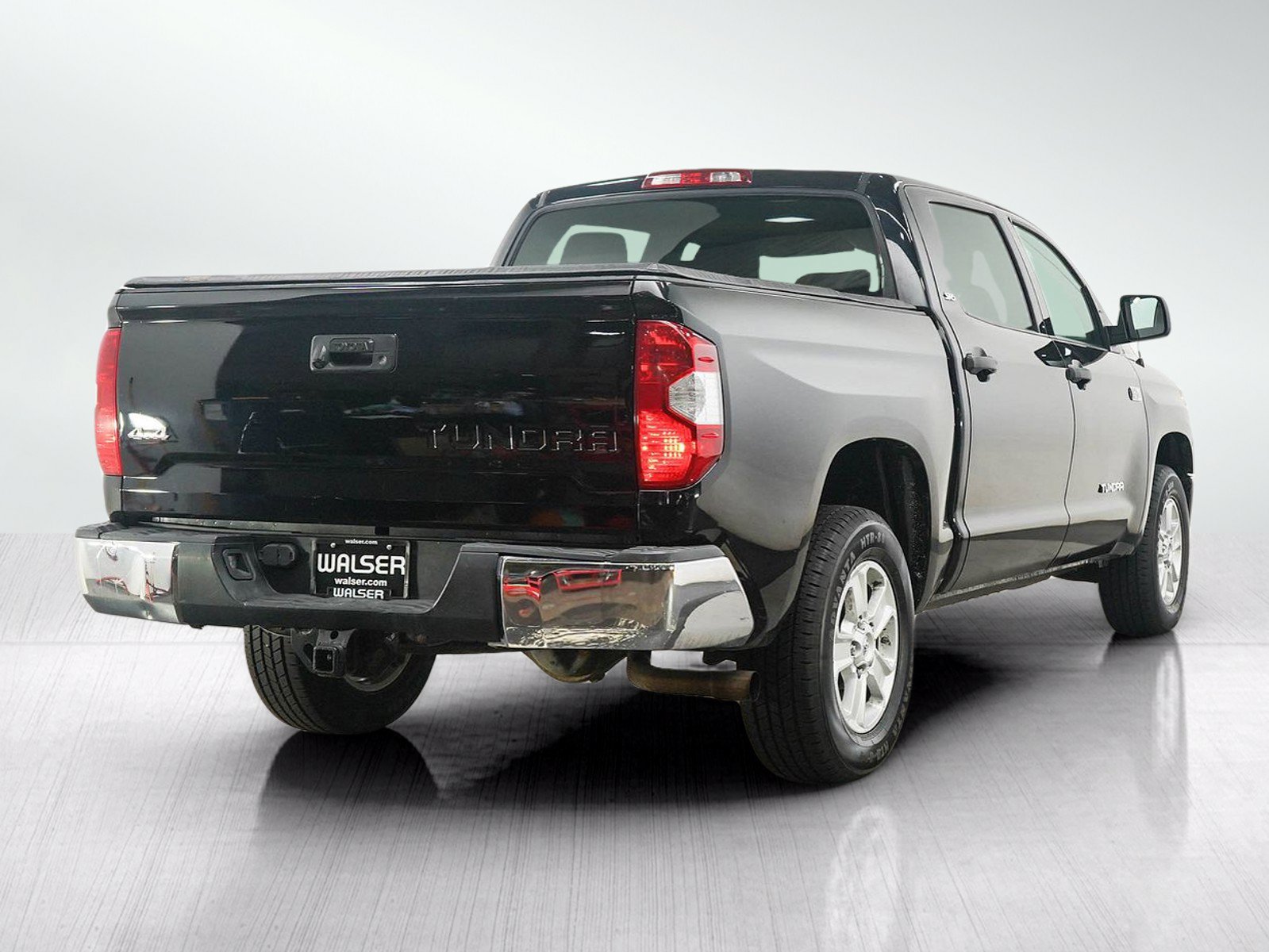 Used 2019 Toyota Tundra SR5 AWD/4WD image 5