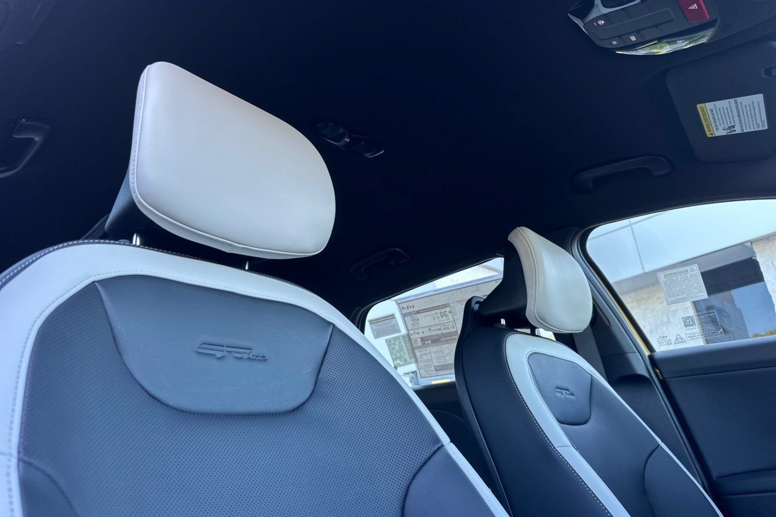 New 2026 Kia K4 EX FWD image 17