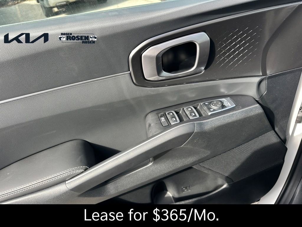 New 2026 Kia Sorento S FWD image 10
