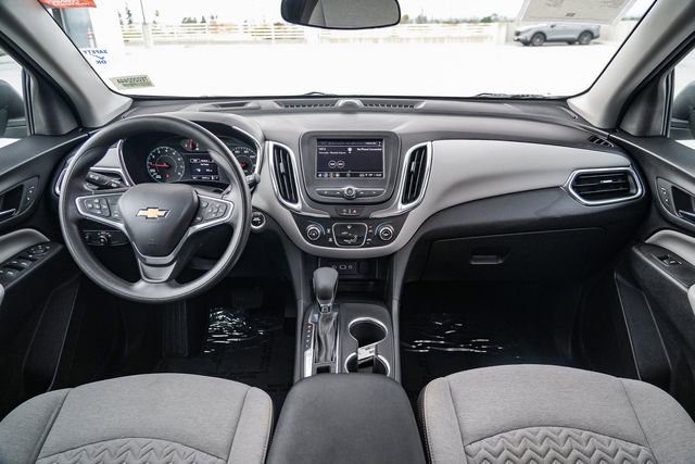 Used 2023 Chevrolet Equinox LS image 14