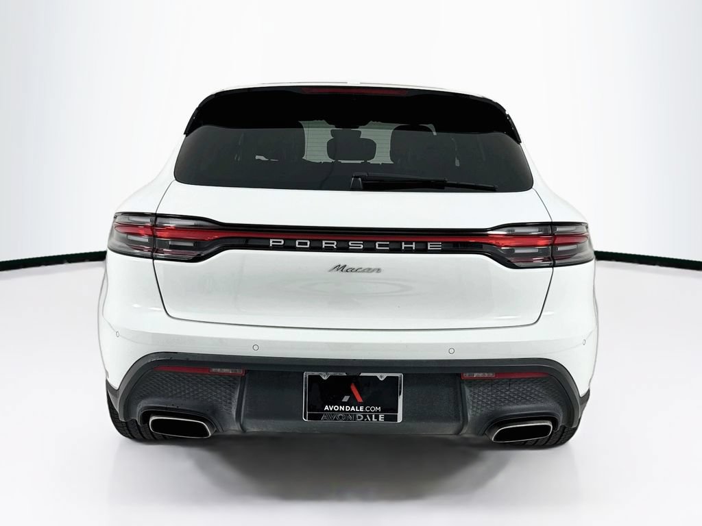 Certified 2025 Porsche Macan AWD/4WD image 6