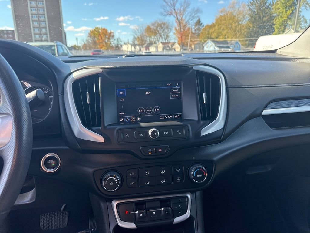 Used 2022 GMC Terrain SLE image 21