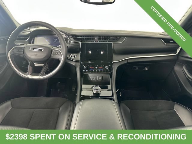 Used 2023 Jeep Grand Cherokee L Laredo AWD/4WD image 17