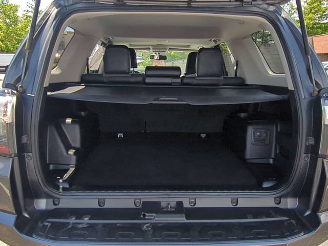 Used 2017 Toyota 4Runner SR5 Premium AWD/4WD image 27
