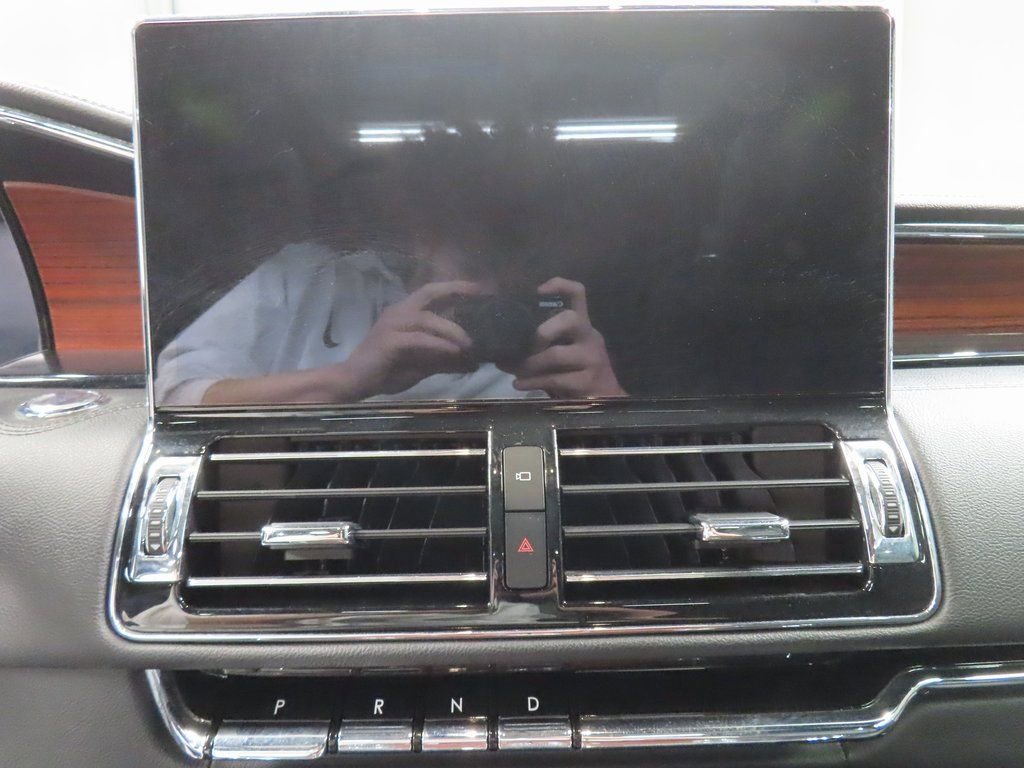Used 2024 Lincoln Navigator L Reserve w/ Equipment Group 201A image 48