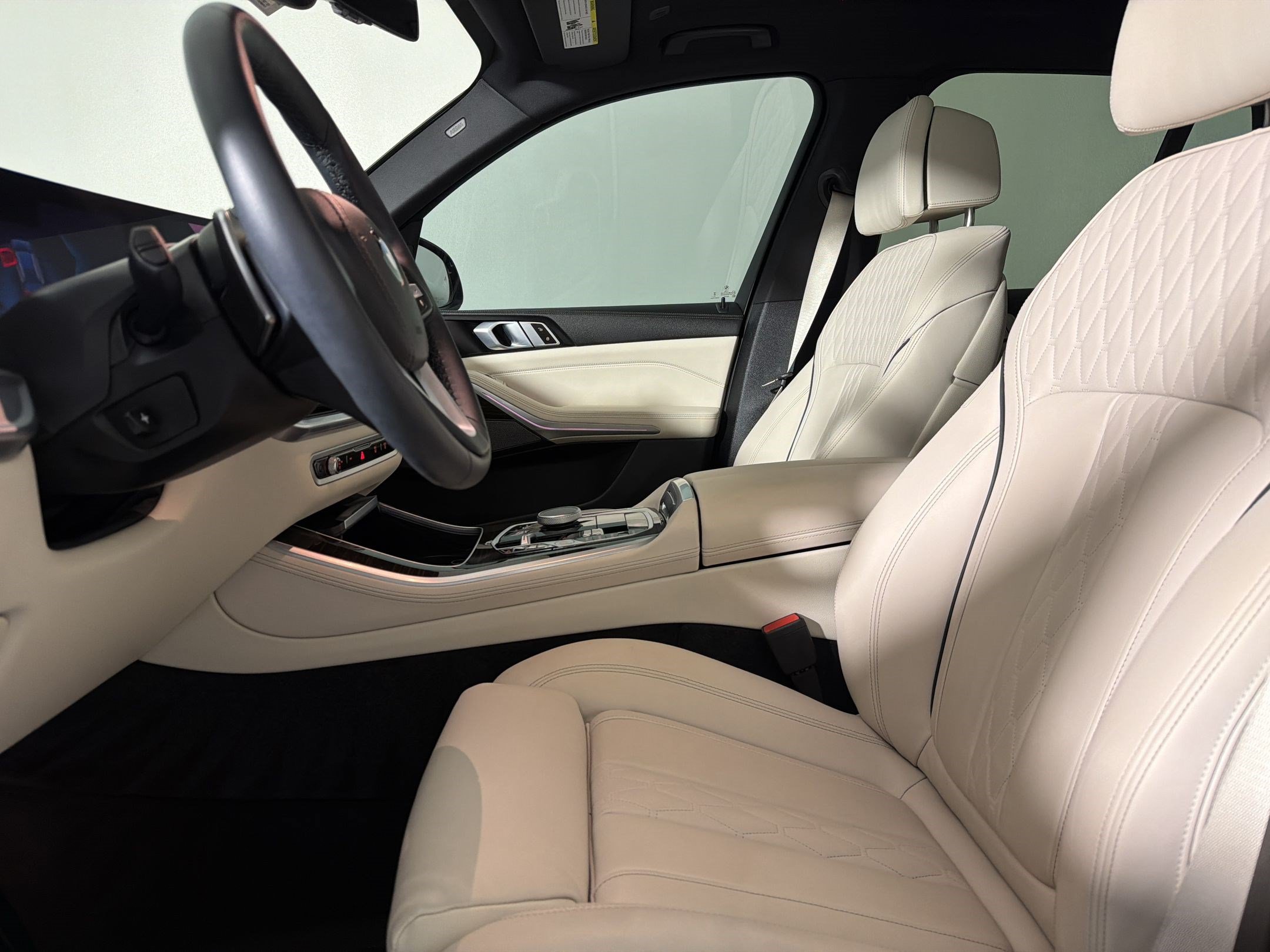 Used 2024 BMW X5 sDrive40i w/ Premium Package RWD image 10