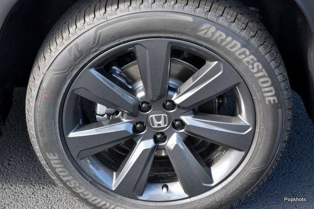 New 2026 Honda Pilot Sport image 5