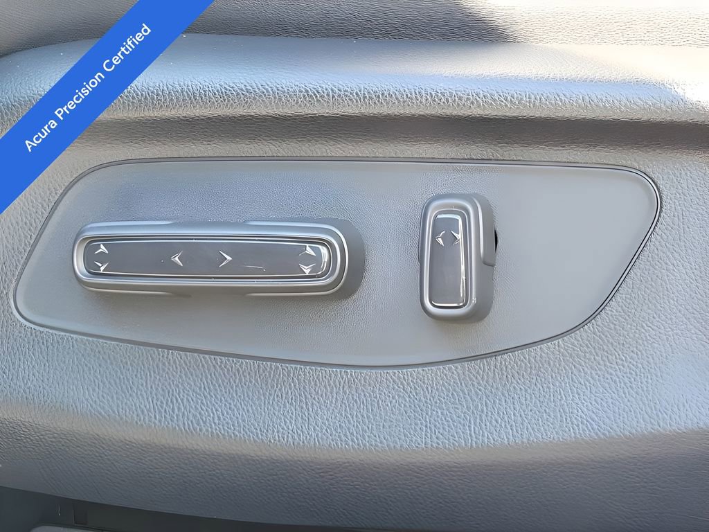 Used 2025 Acura ADX FWD image 17