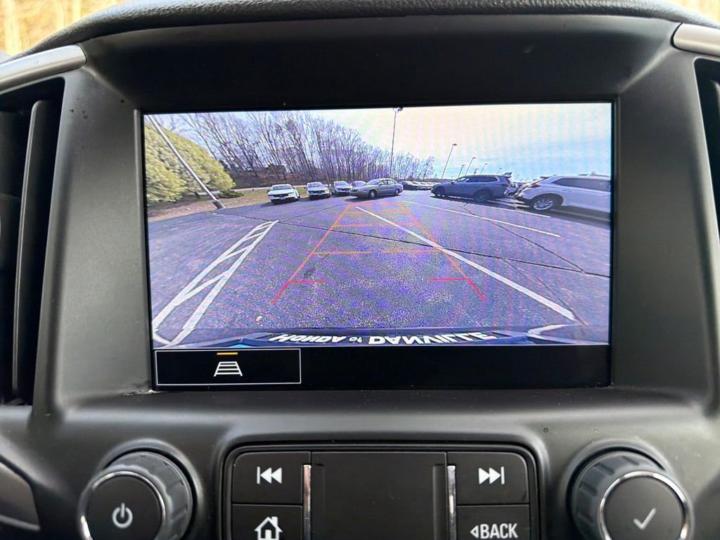 Used 2023 GMC Terrain AT4 image 23