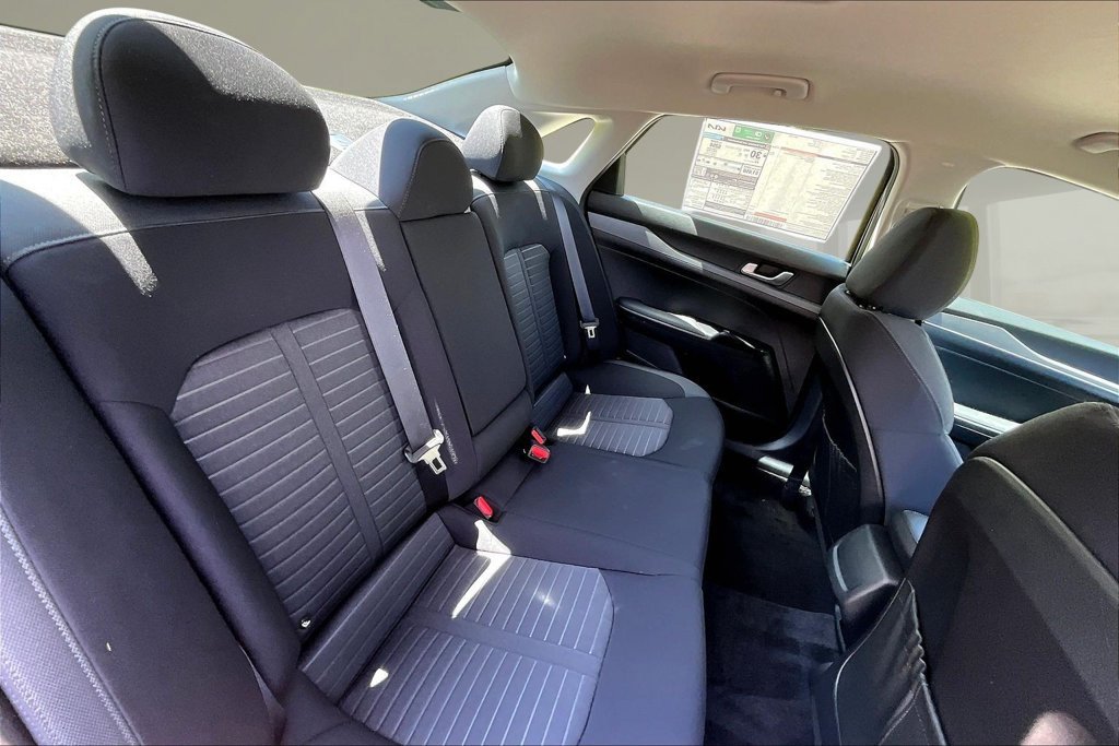 New 2026 Kia K5 LXS FWD image 9