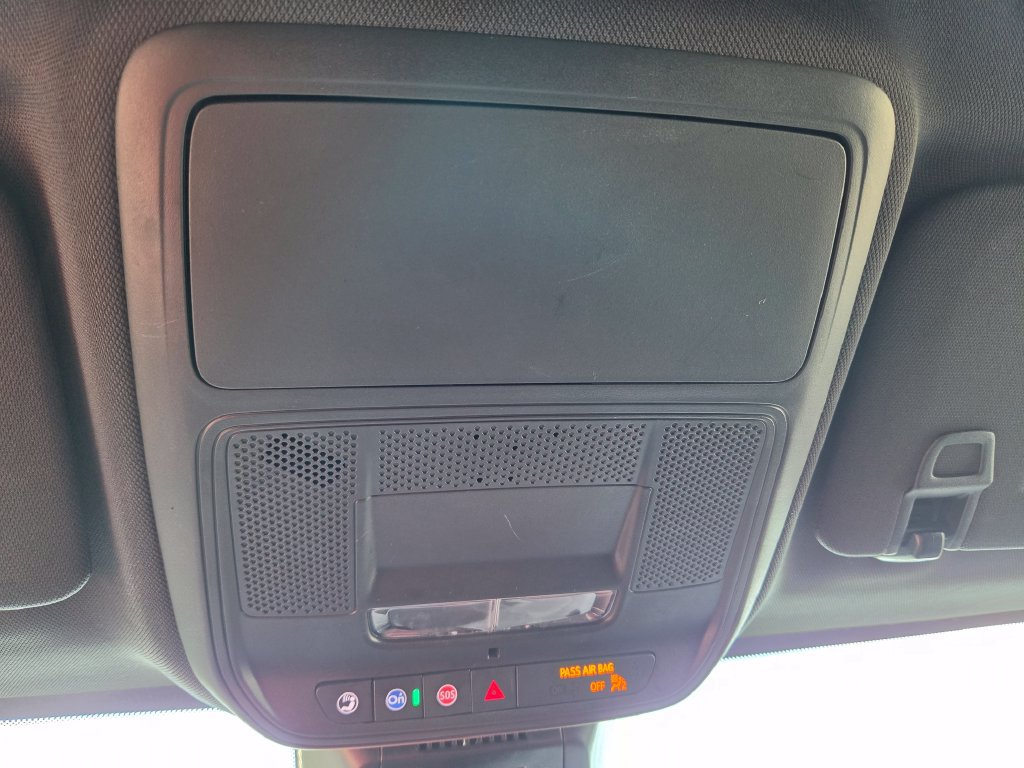 Used 2026 Chevrolet Equinox LT AWD/4WD image 19