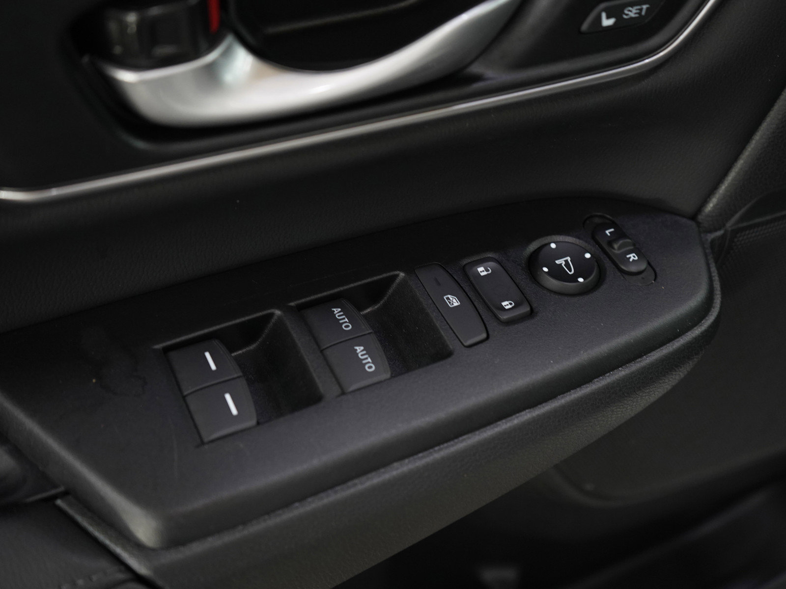 Used 2021 Honda CR-V Touring image 20