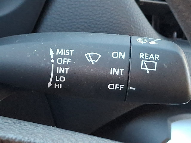 Used 2024 Toyota RAV4 LE FWD image 25