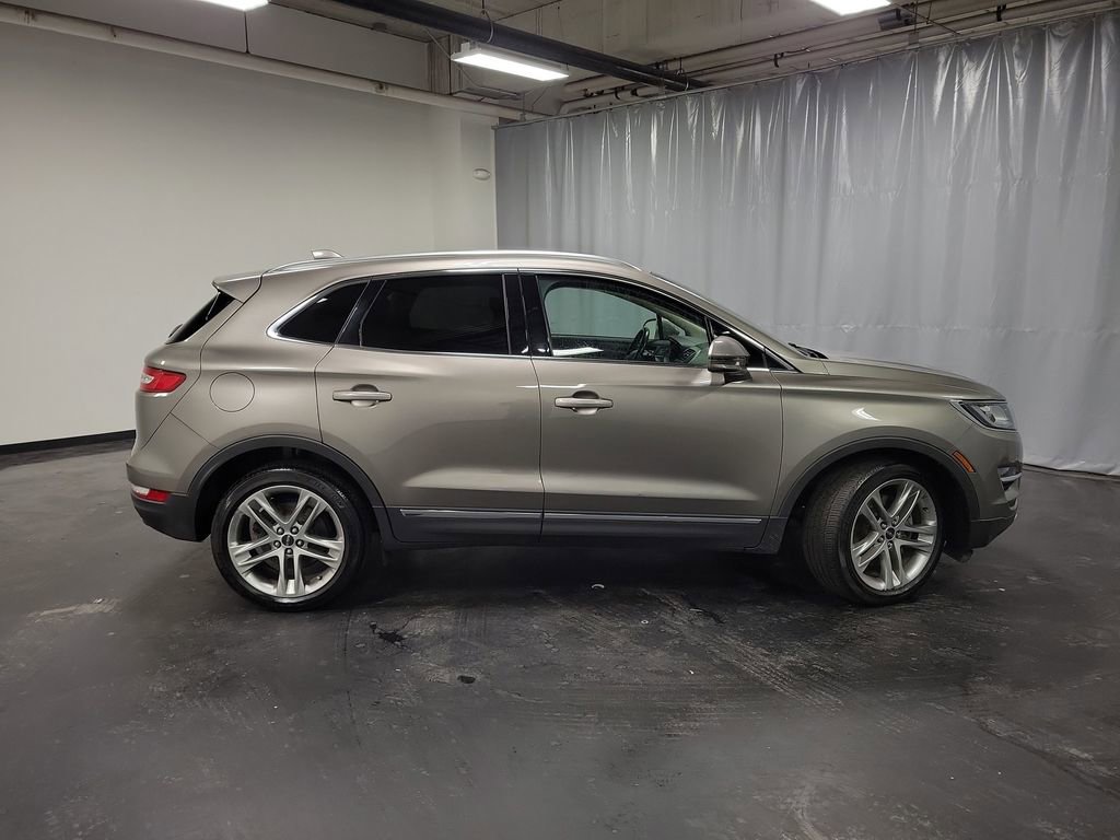 Used 2017 Lincoln MKC Reserve image 10