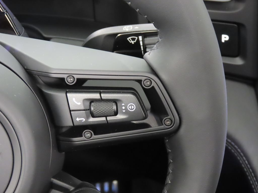 New 2026 Porsche Cayenne Turbo AWD/4WD image 23