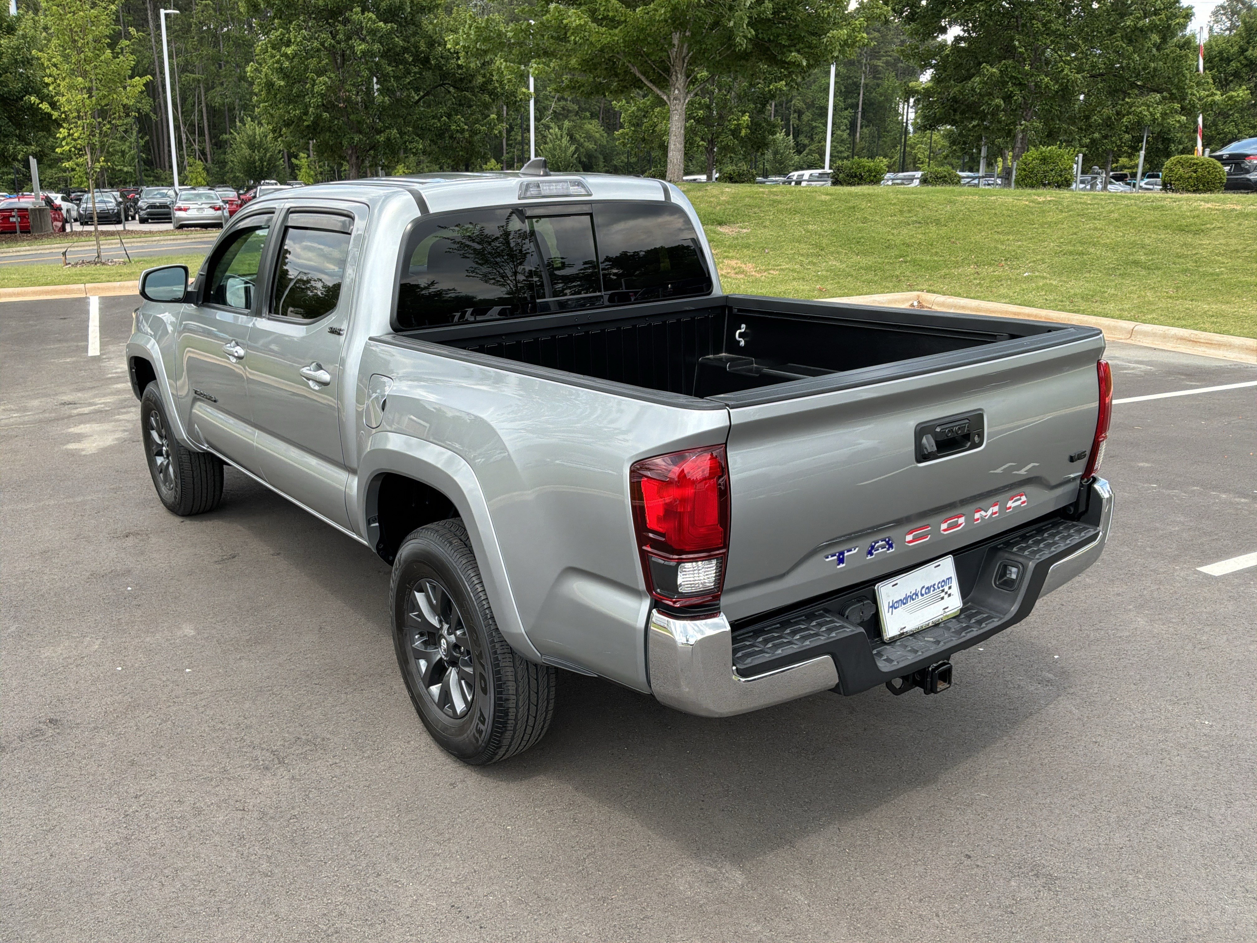 Used 2023 Toyota Tacoma SR5 RWD image 8