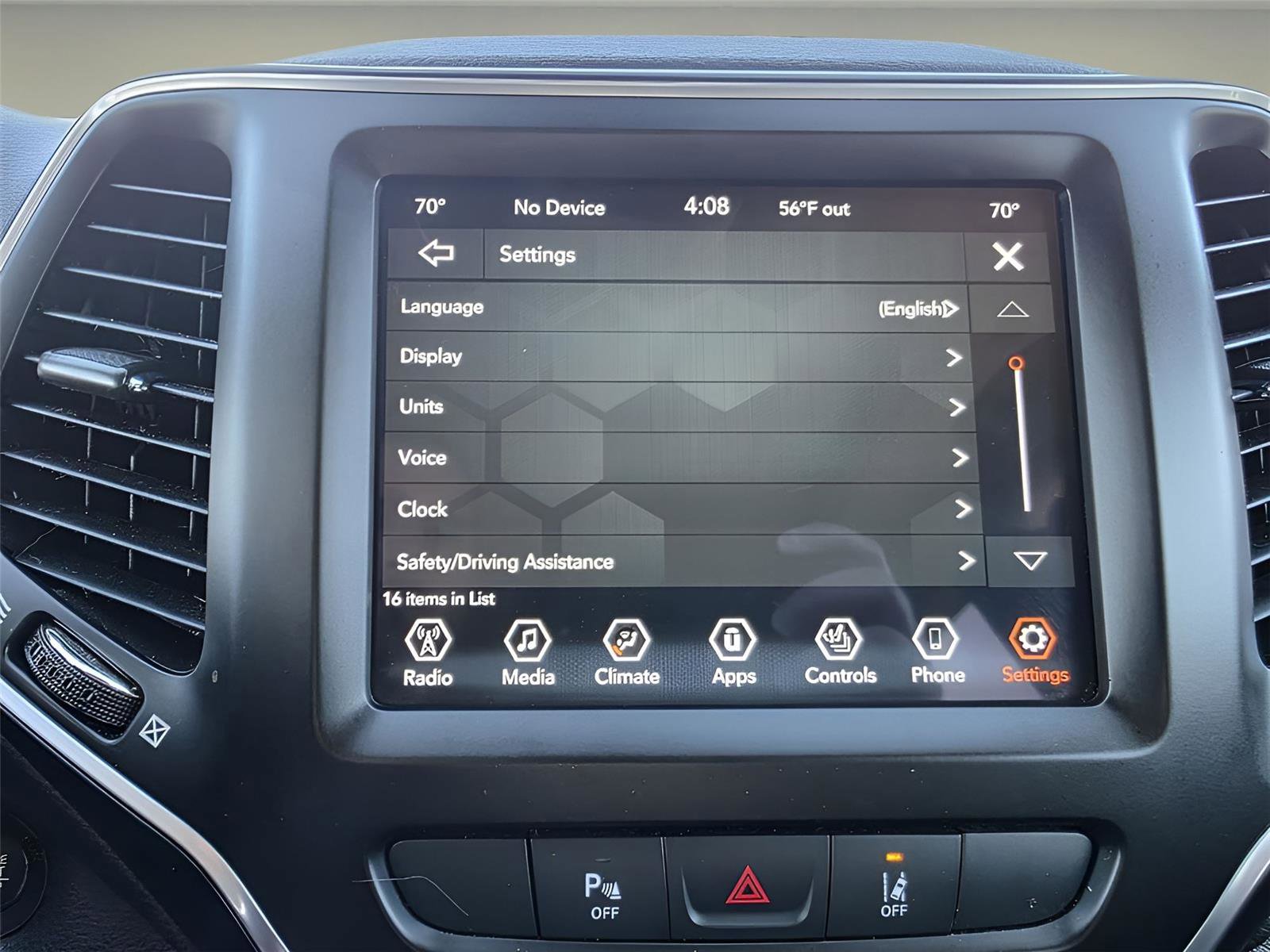 Used 2021 Jeep Cherokee Latitude Lux w/ Sun & Sound Group image 24