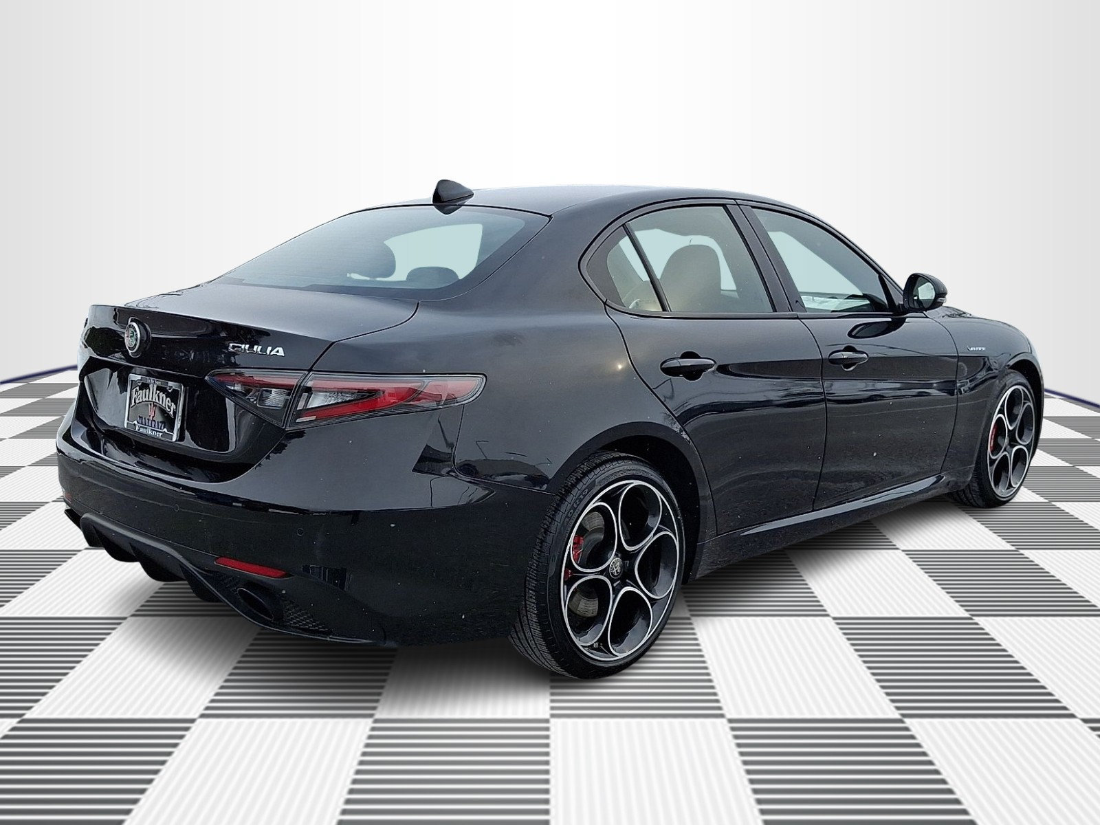 New 2025 Alfa Romeo Giulia AWD image 8