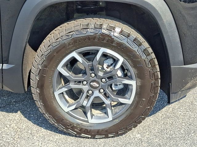 New 2026 Chevrolet Equinox ACTIV w/ Convenience Package III image 6